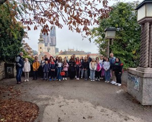 VIJEĆE SRPSKE NACIONALNE MANJINE GRADA PAKRACA Učenici posjetili Zagreb uz šetnju s Nikolom Teslom
