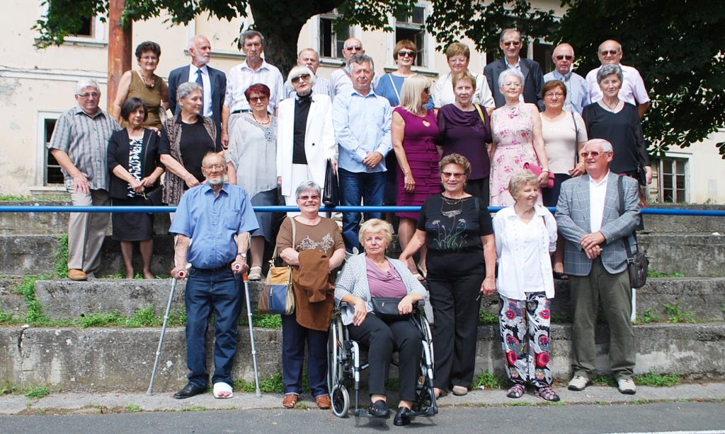 PAKRAČKA GIMNAZIJA Obilježili 50-godišnjicu mature
