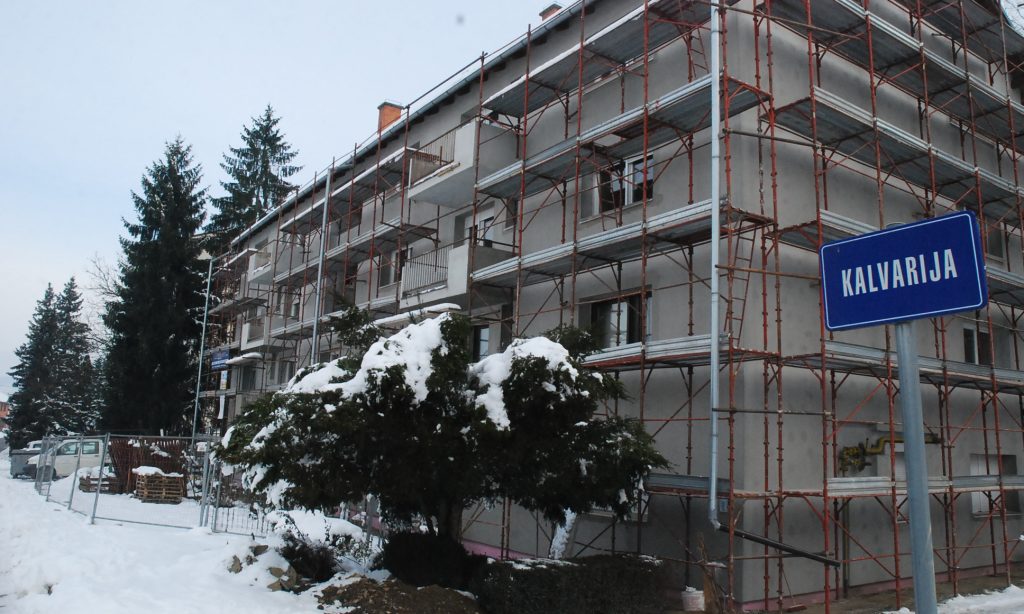 ENERGETSKA OBNOVA STAMBENIH ZGRADA Izvođači još na sedam zgrada