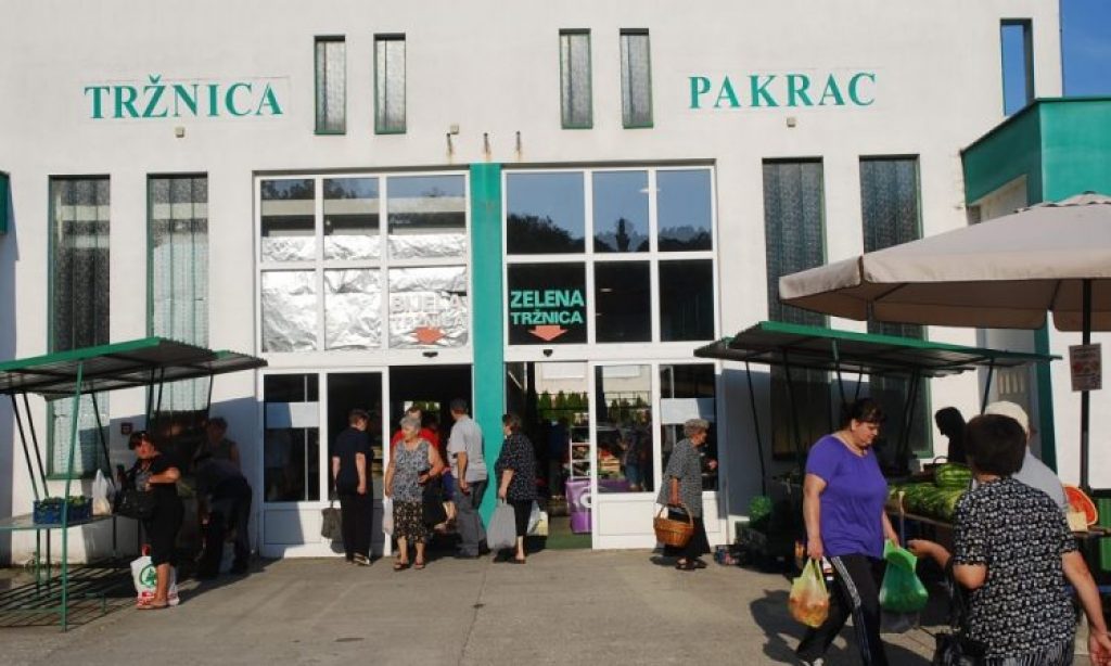 NEOBIČAN PAKRAČKI ČETVRTAK Sutra nema tržnice