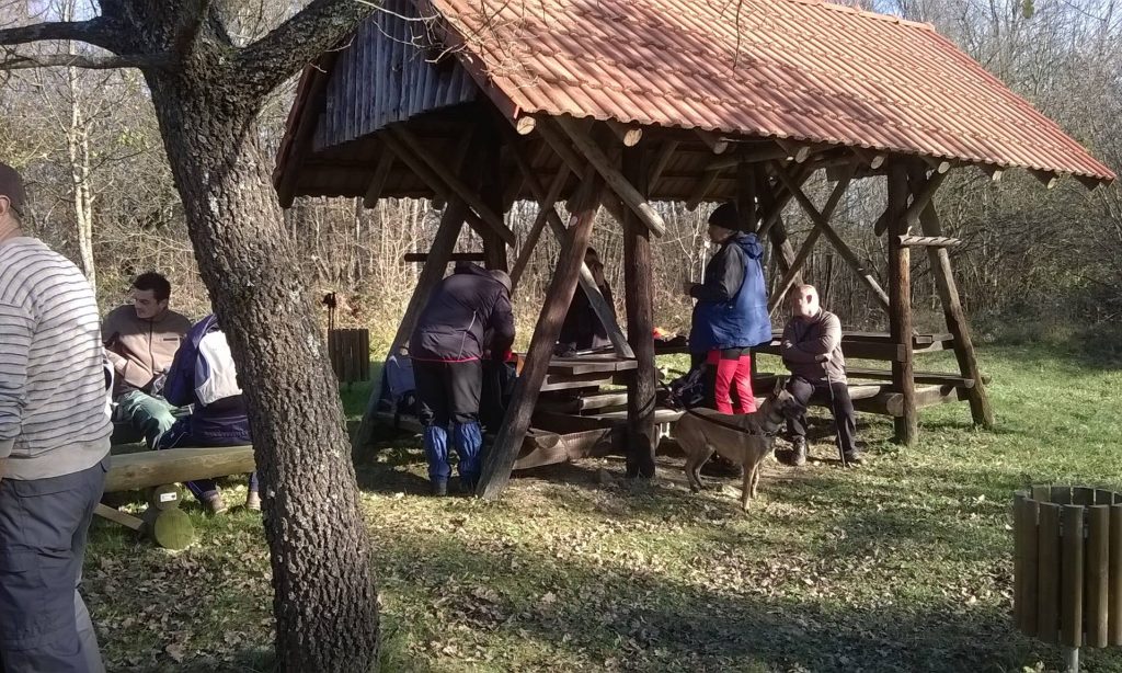15 GODINA TROMEĐE Pješački izlet za rođendan poznatog odmorišta