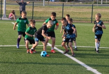 MINI DERBI HAJDUK PAKRAC – LIPIK 1925 Najmlađi nogometaši nakon treniranja dočekali svojih 5 minuta