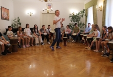 RUKSAK PUN KULTURE Bubnjarska radionica Branka Trajkova proizvela strujni krug radosti