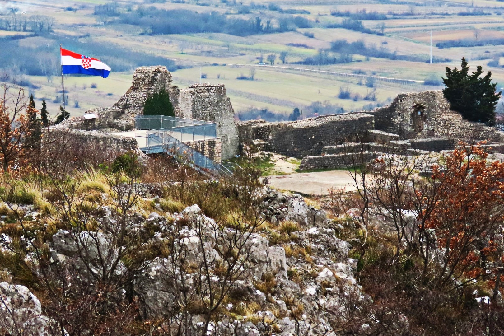 OČI PUNE HRVATSKE tvrđava Topana; Imotski!