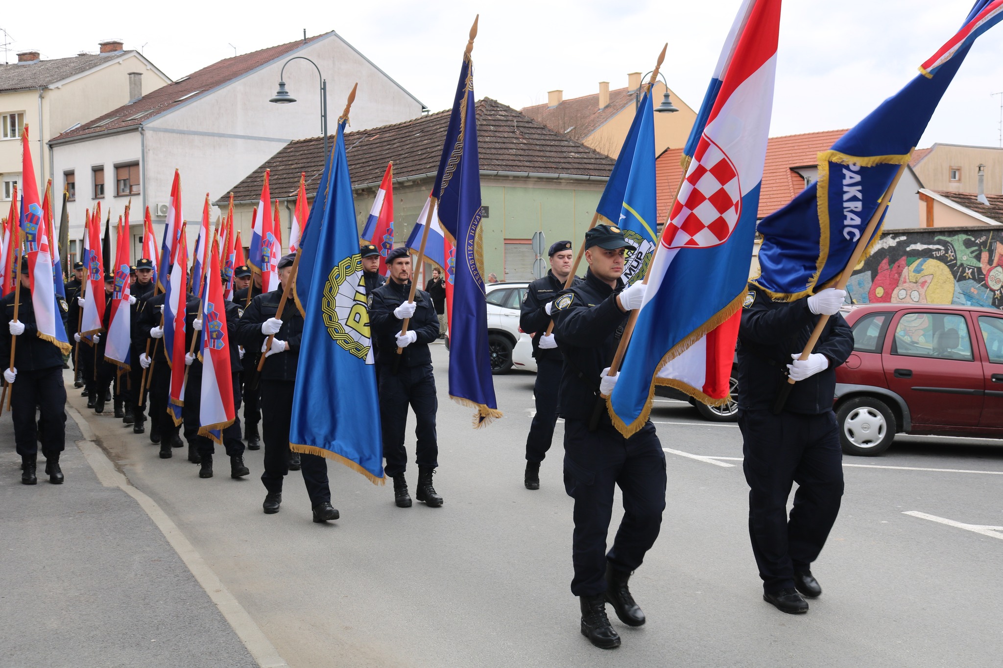 MIMOHOD POBJEDNIKA I SVEČANA AKADEMIJA Svečano obilježavanje 34. godišnjice početka Domovinskog rata