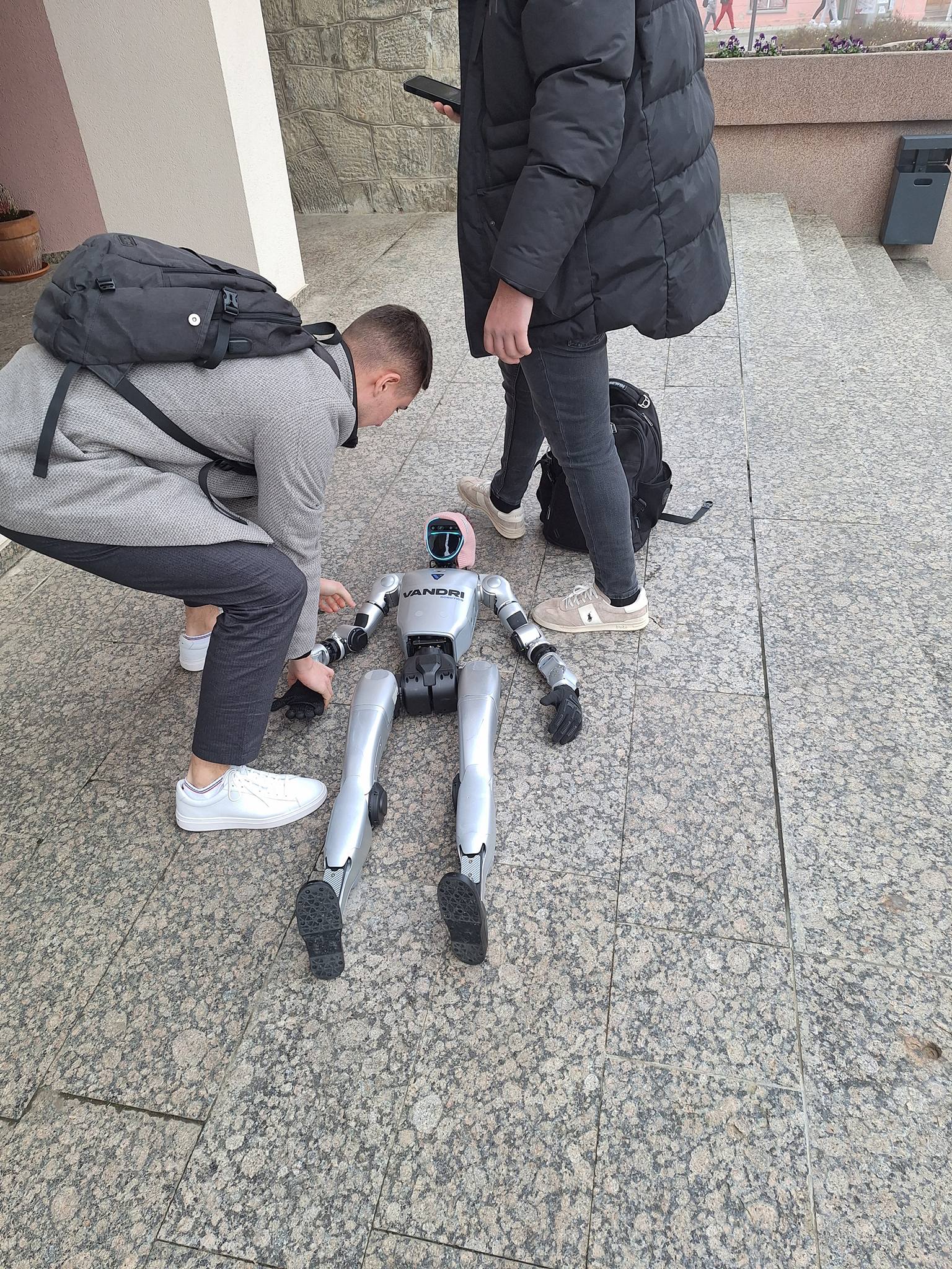 597883890 25958389067100183 5622924841580006592 n