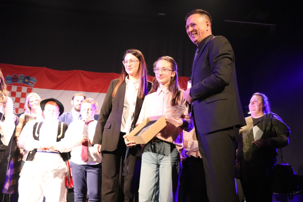 641610569 1573938678070449 8372361360303456294 n