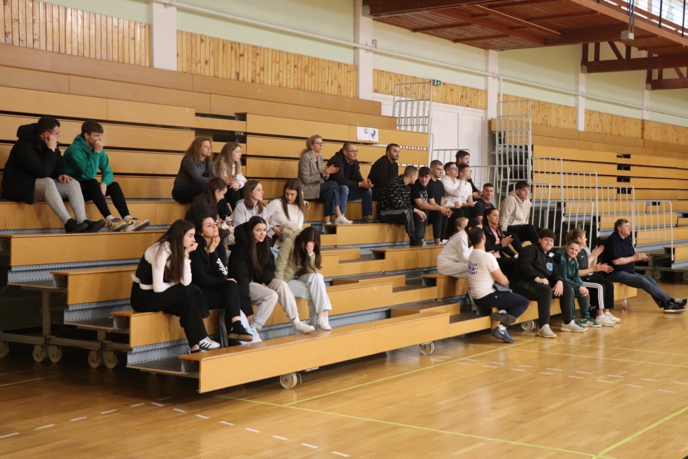 584977137257661331629924423031978101388623158n