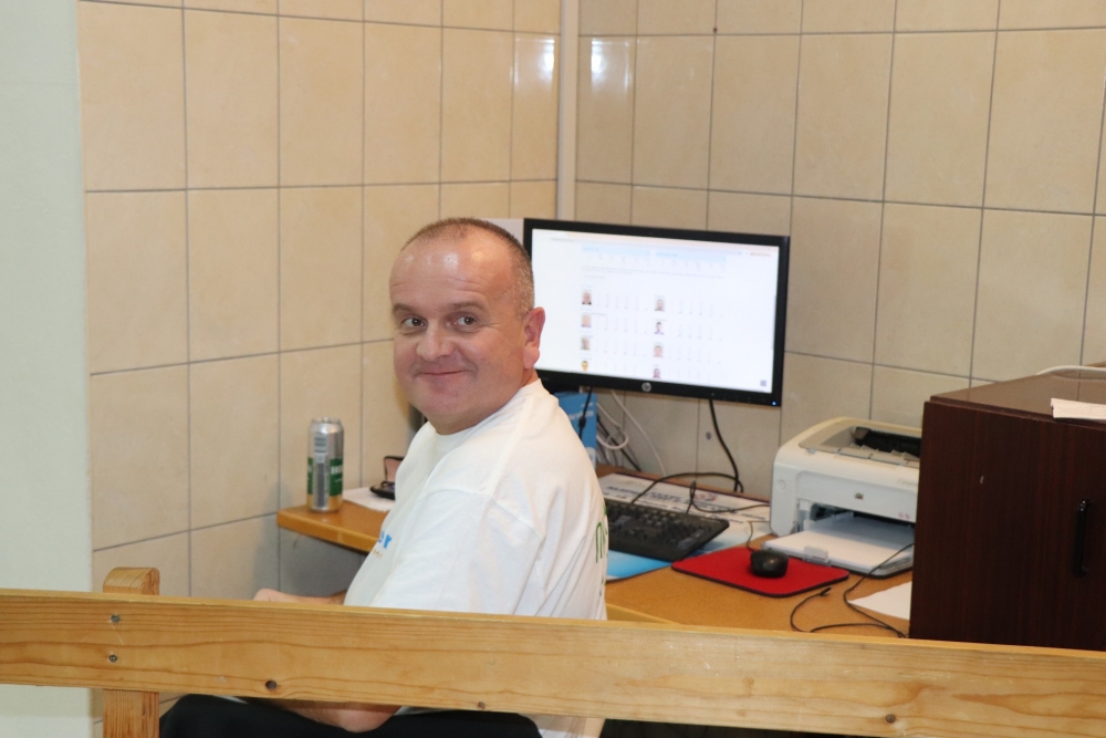 585356308257736116189112631968903687904605640n