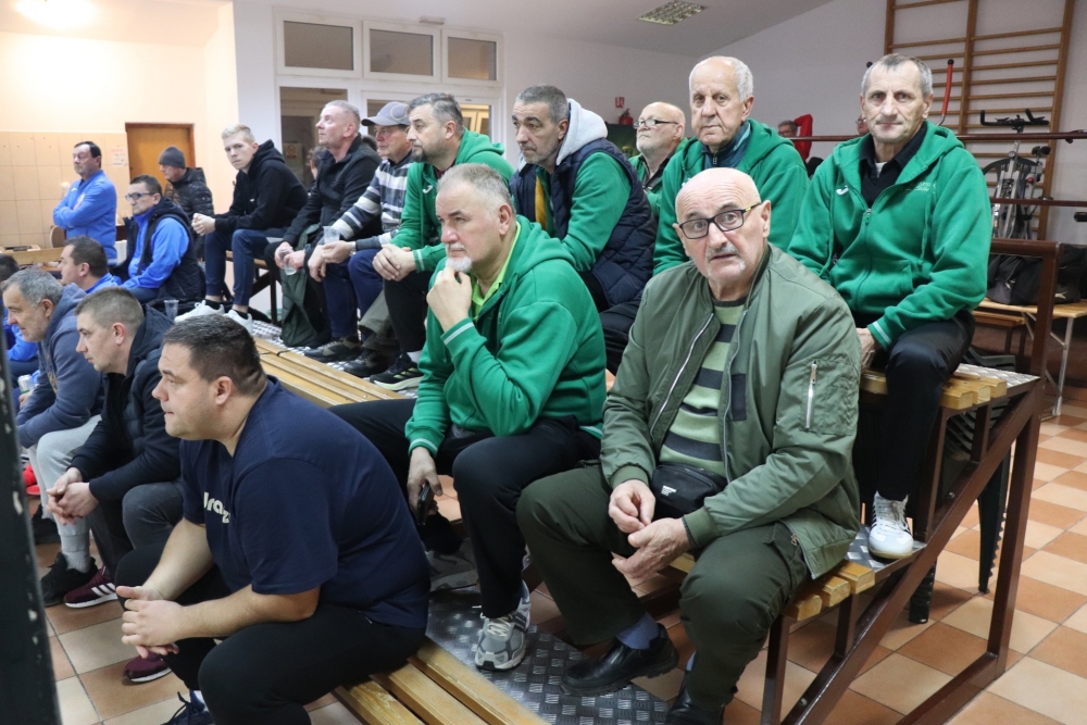 596588867259331876962869874394349245213450880n