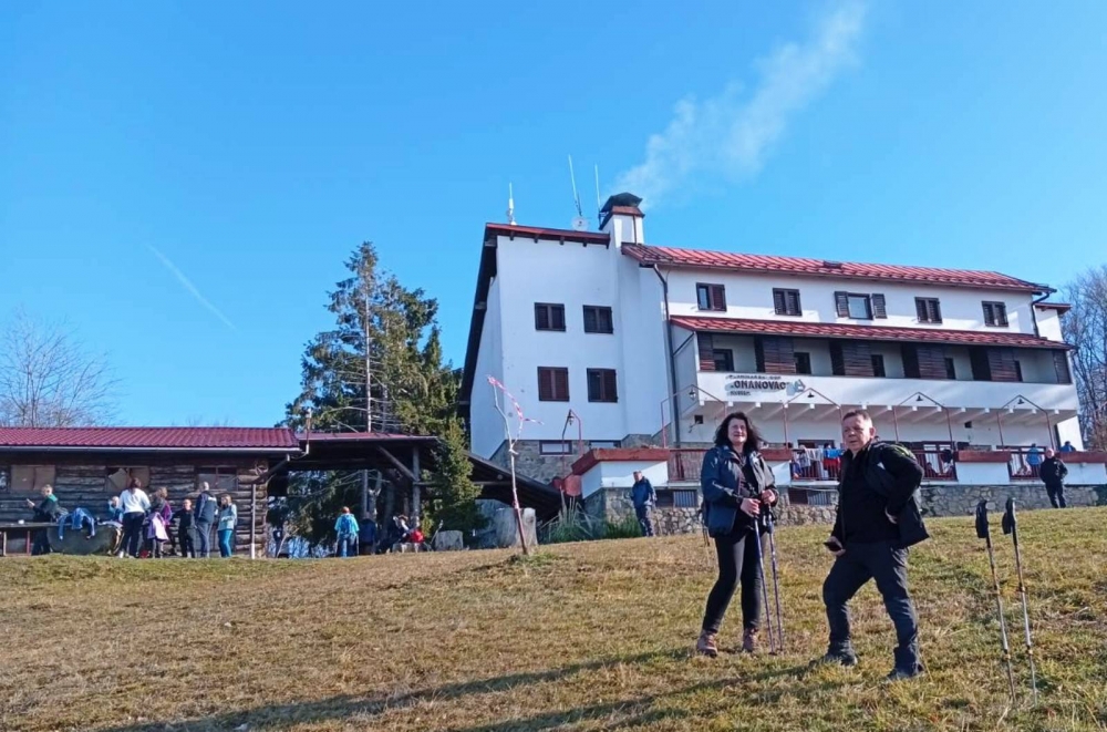 0-02-05-32e1d8f66745df769603873f6290f199fc6424dcdf2c032035cedab003515159d3662be510e1c276