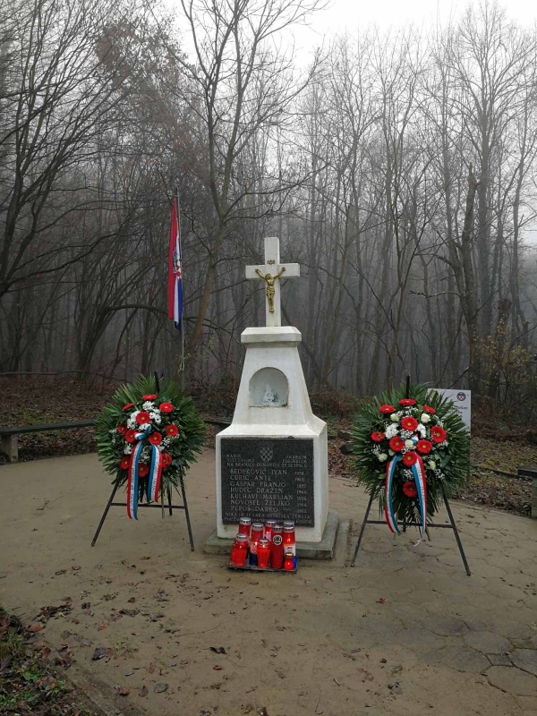 0-02-05-879cee7f0931c4abfd3407b4ab6daeeb2f1fa50419fec58596d8fb23f0c187399a41d4726e131237