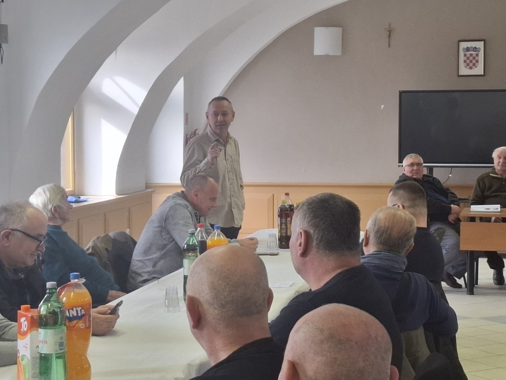 20260214105829-Custom