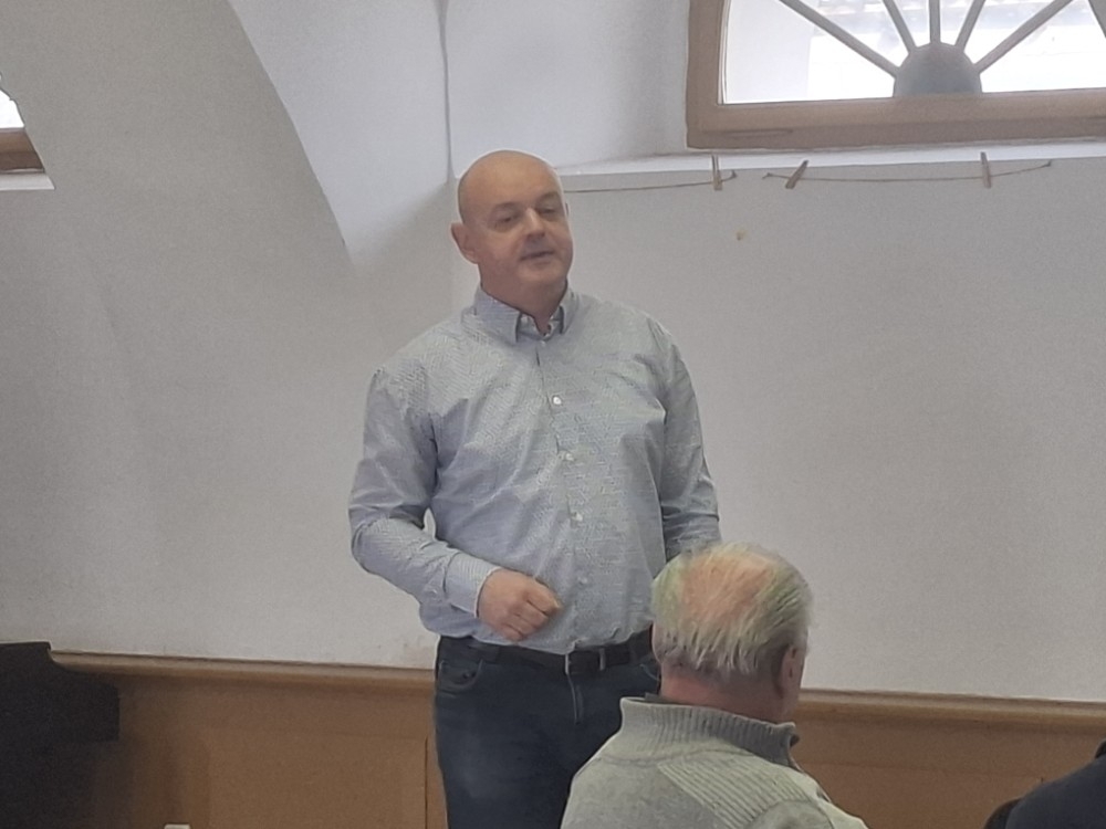 20260214110253-Custom