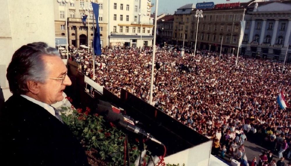 e6f206fbf1024c9eb1cd9775e11c35bb XL