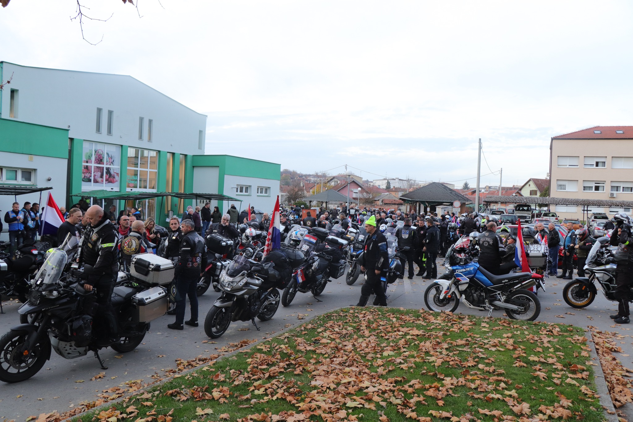 moto karavana trznica