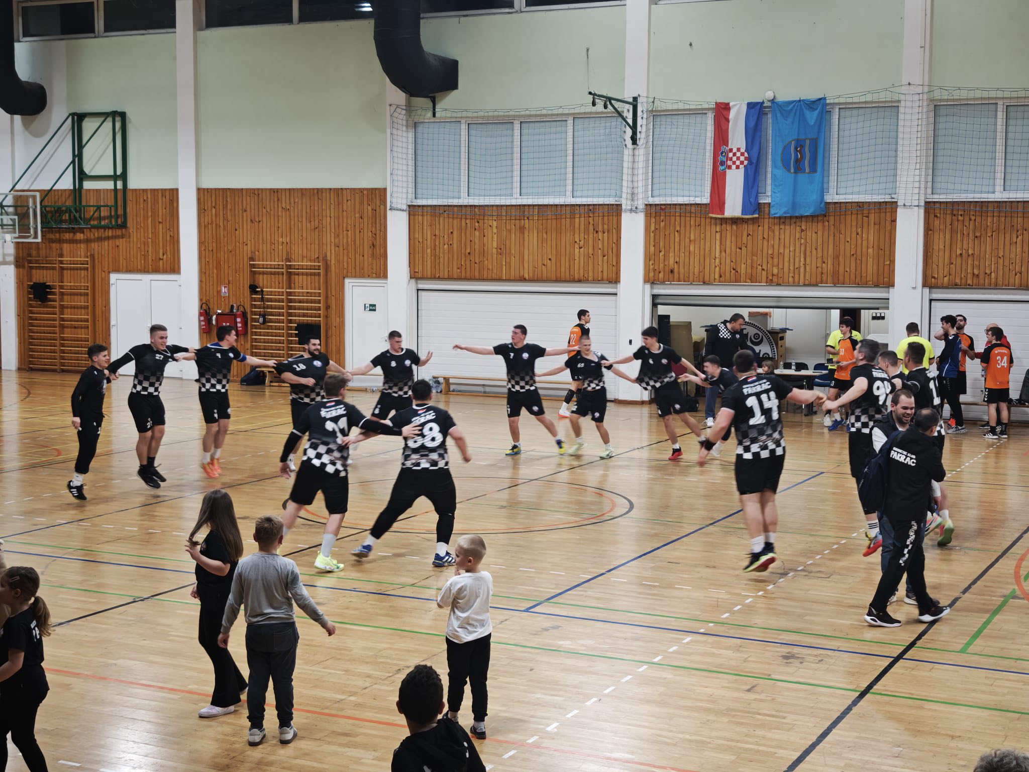 pakrac petrijevci 2 37 19