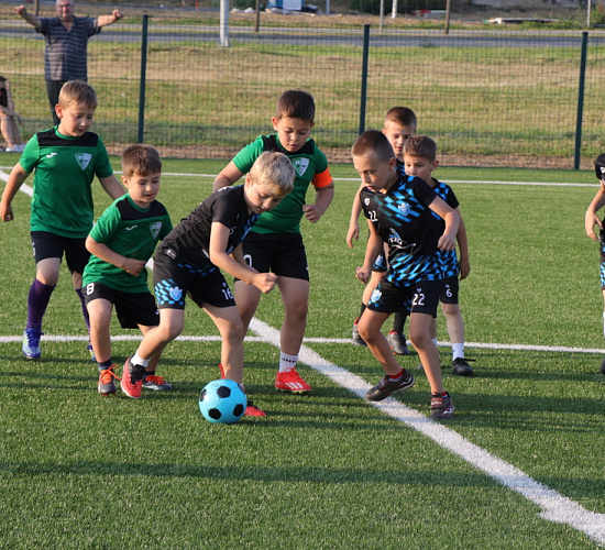 mini derbi naslovna