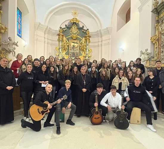 597454325 1216346437262709 5292376122329895823 n