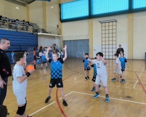 NOVI PROJEKTI Sportske aktivnosti za djecu i poboljšanje komunalnih usluga