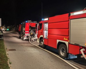POŽAR U ULICI PILANSKI PUT Vatrogasci spriječili veću štetu