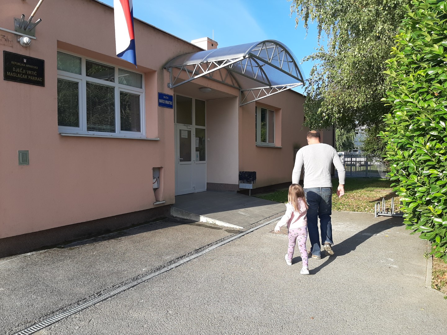 PROMO - ZAVRŠEN PROJEKT „MASLAČAK ZA POVRATAK“ Obnovljene elektroinstalacije u zgradi vrtića